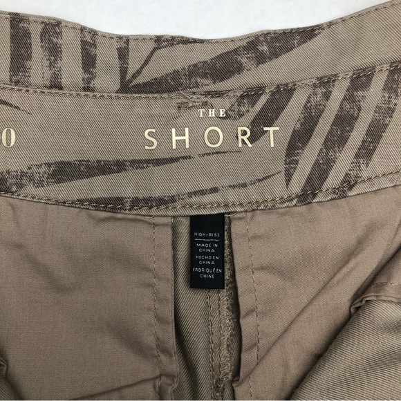 ⭐️NEW⭐️White House Black Market (WHBM) High Rise Bamboo Print Shorts - Picture 8 of 9